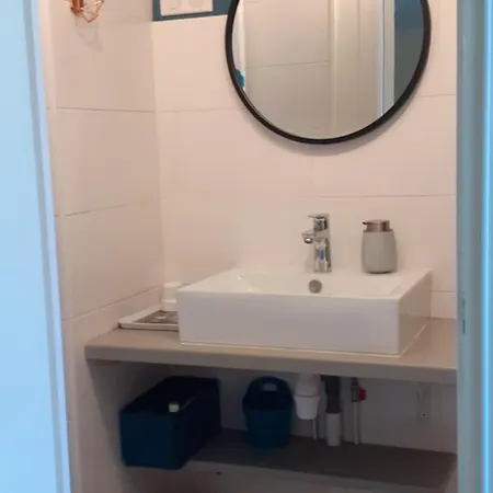 Indépendante Et Coin Repas Proche Futuroscope Et Civaux Bed & Breakfast Saint-Julien-l'Ars